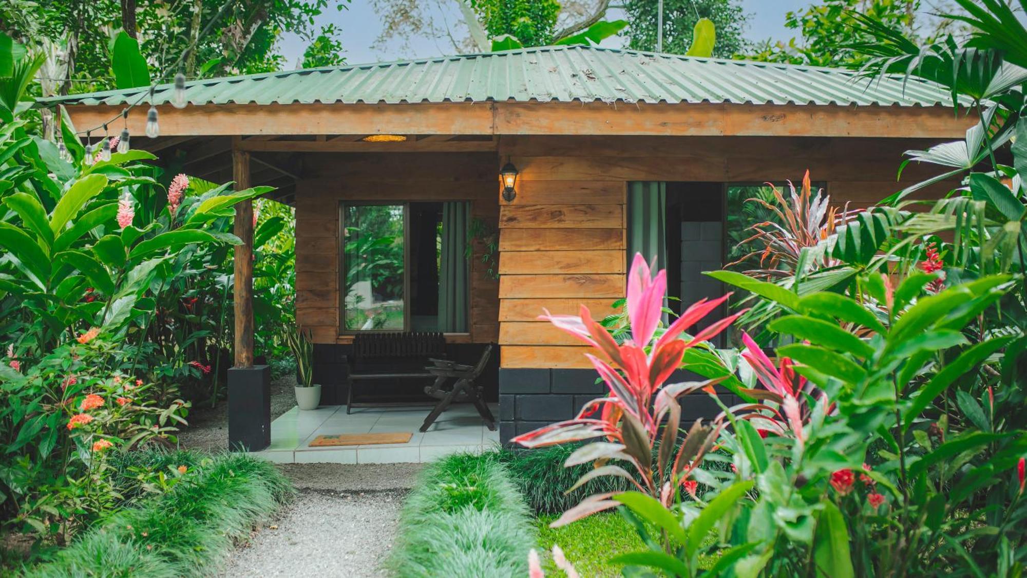 Eden Organic Farm & Bungalows La Fortuna المظهر الخارجي الصورة