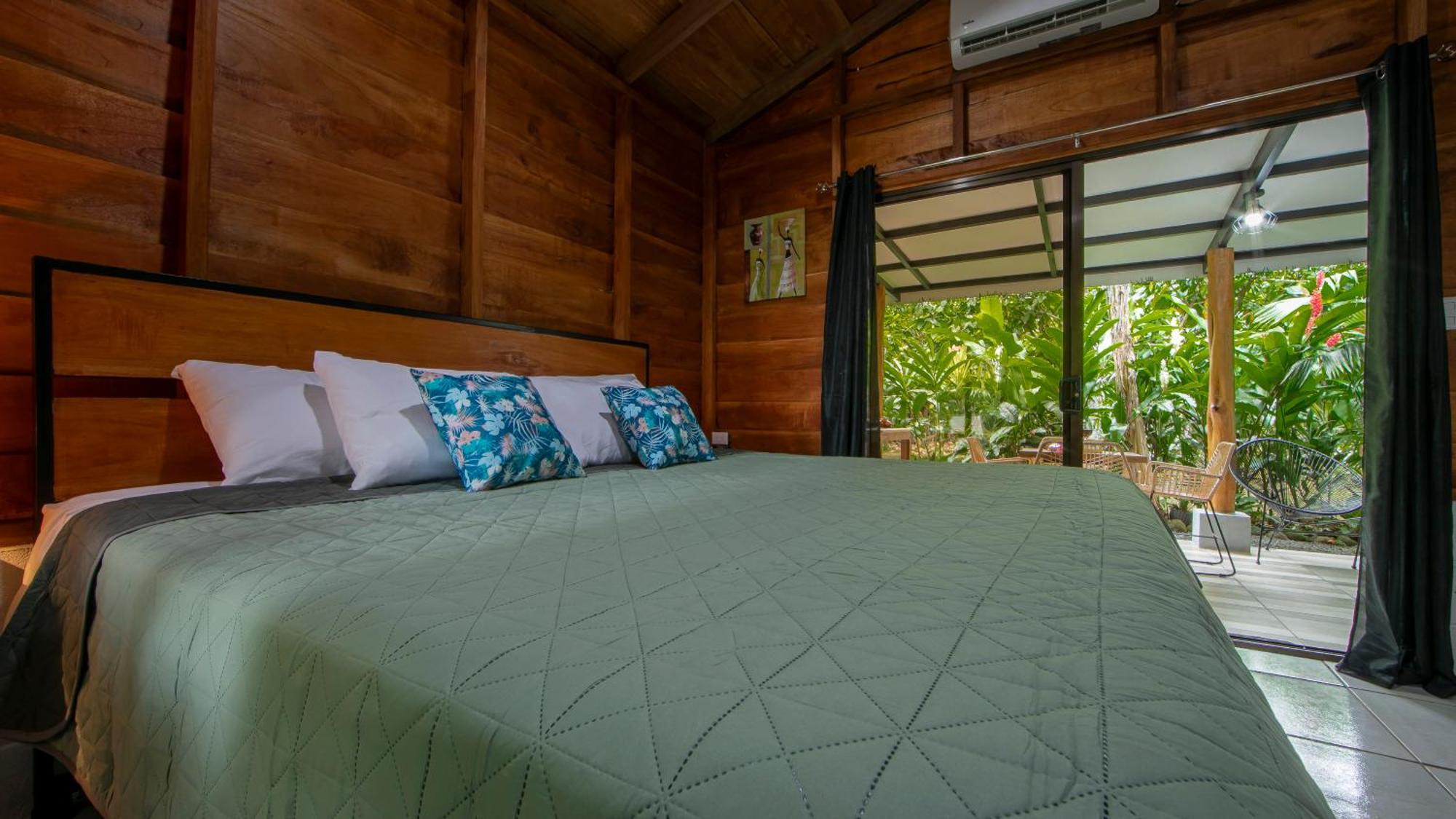 Eden Organic Farm & Bungalows La Fortuna الغرفة الصورة